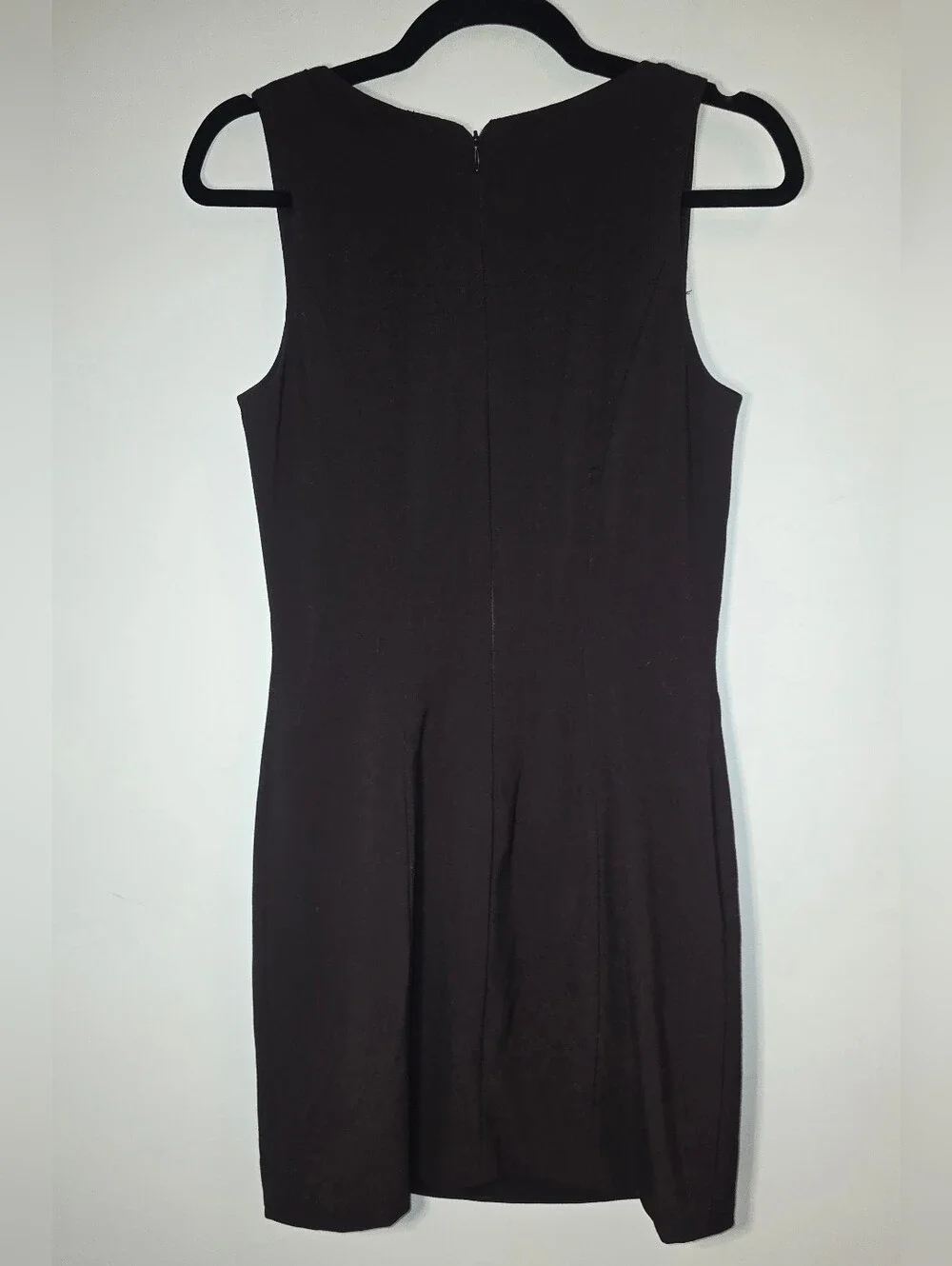 Tahari ASL Black Sleeveless Sheath Dress with Grommet Waist Detail - Picture 5 of 6